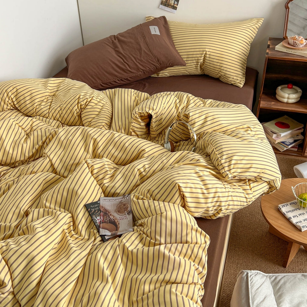 91家纺网 家纺一手货源 找家纺 优选良品 2025新款韩式无印风水洗棉拼色学生三件套床单床笠款四件套 条纹柠檬黄+咖啡