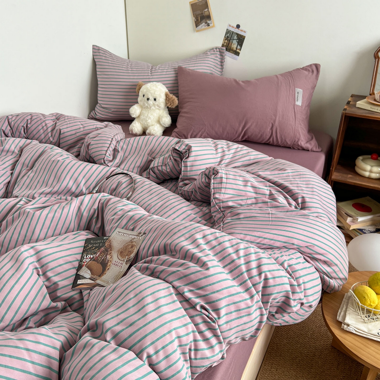 91家纺网 家纺一手货源 找家纺 优选良品 2025新款韩式无印风水洗棉拼色学生三件套床单床笠款四件套 条纹香芋紫+深紫