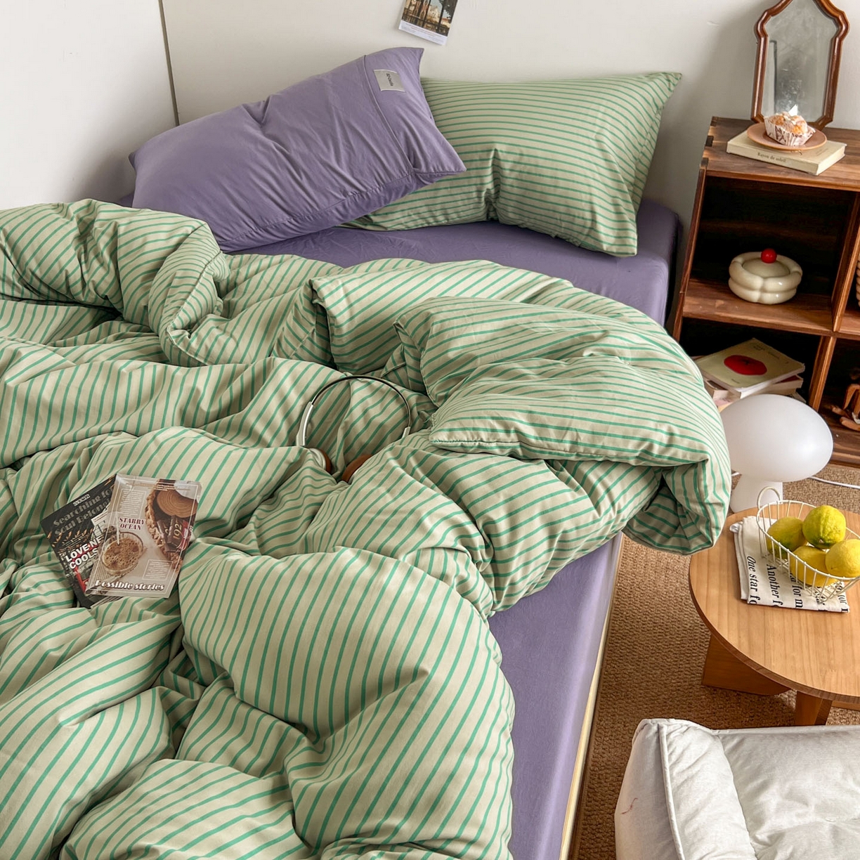 91家纺网 家纺一手货源 找家纺 优选良品 2025新款韩式无印风水洗棉拼色学生三件套床单床笠款四件套 条纹抹茶绿+酱紫