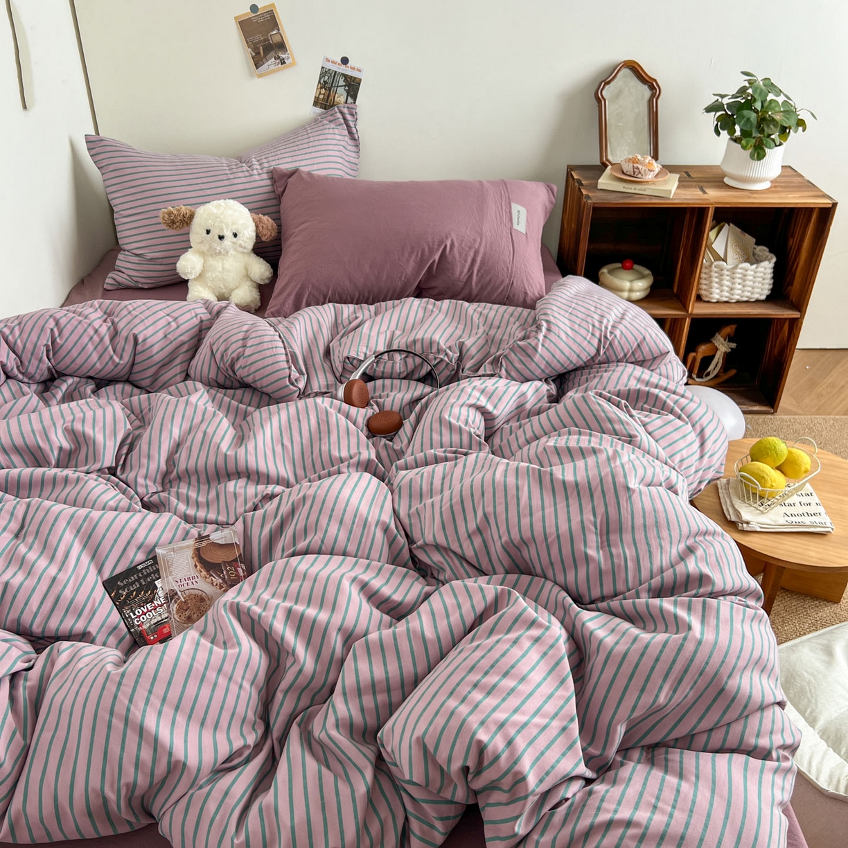 91家纺网 家纺一手货源 找家纺 优选良品 2025新款韩式无印风水洗棉拼色学生三件套床单床笠款四件套 条纹香芋紫+深紫