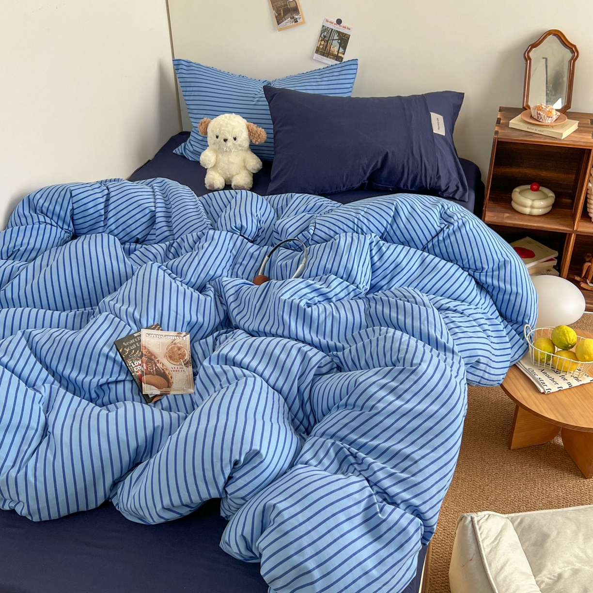 91家纺网 家纺一手货源 找家纺 优选良品 2025新款韩式无印风水洗棉拼色学生三件套床单床笠款四件套 条纹海洋蓝+深蓝
