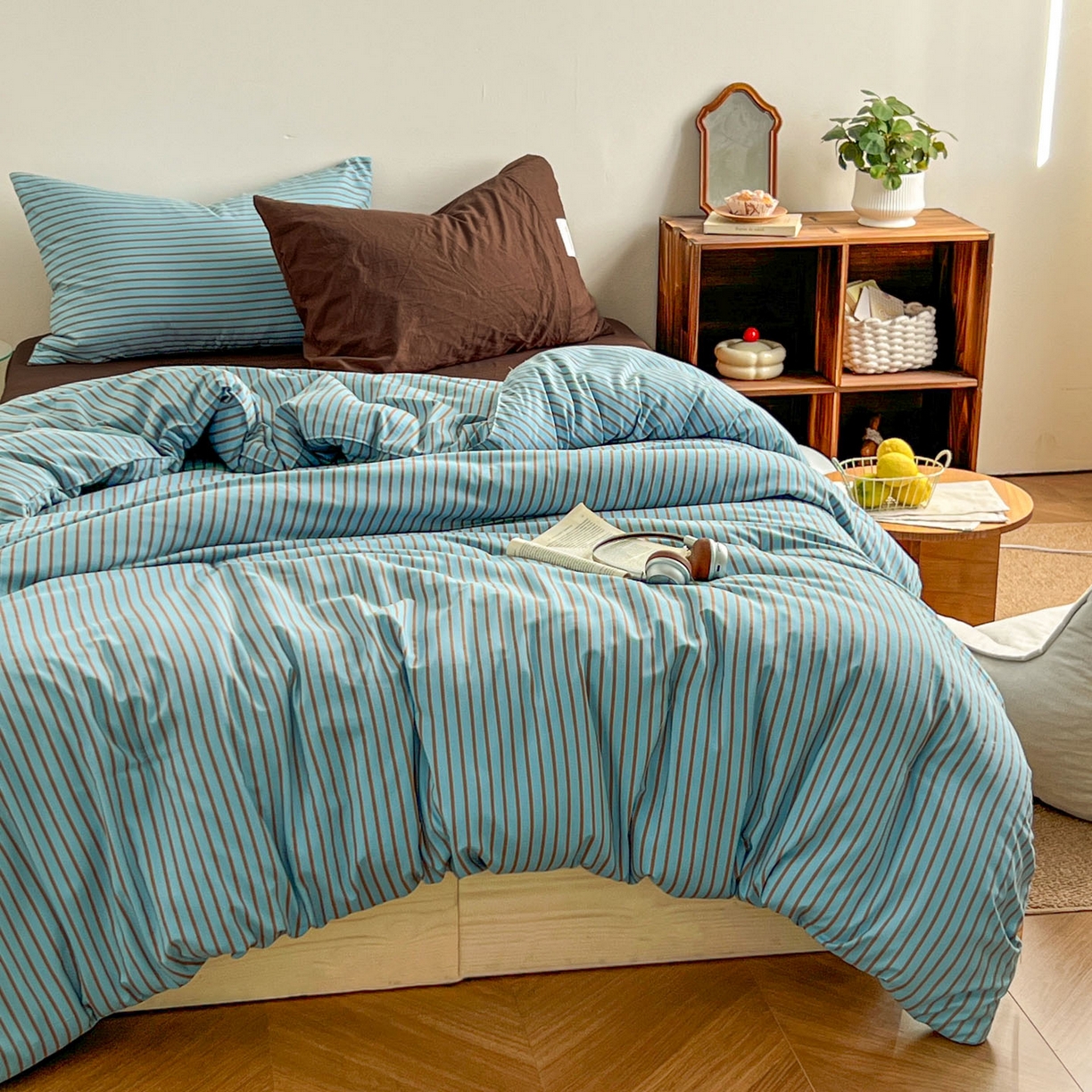 91家纺网 家纺一手货源 找家纺 优选良品 2025新款冬被水洗棉被子被芯 条纹水蓝+咖啡