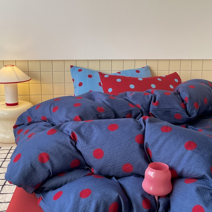 91家纺网 家纺一手货源 找家纺 阿曼达 2025新款水洗亲肤波点纯色拼色撞色可盐可甜复古氛围感四件套 波点-藏青