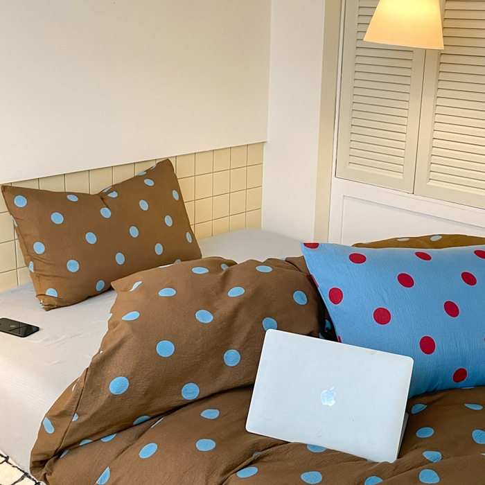 91家纺网 家纺一手货源 找家纺 阿曼达 2025新款水洗亲肤波点纯色拼色撞色可盐可甜复古氛围感四件套 波点-咖