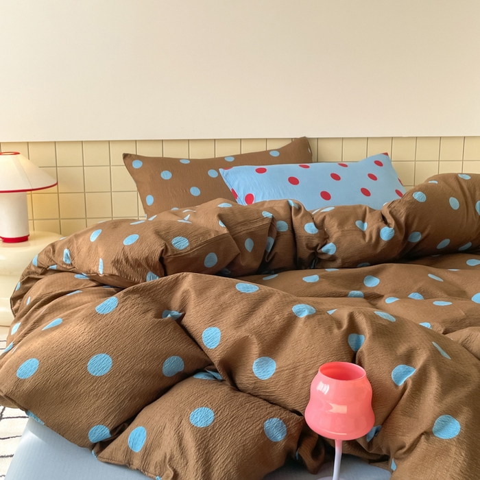 91家纺网 家纺一手货源 找家纺 阿曼达 2025新款水洗亲肤波点纯色拼色撞色可盐可甜复古氛围感四件套 波点-咖