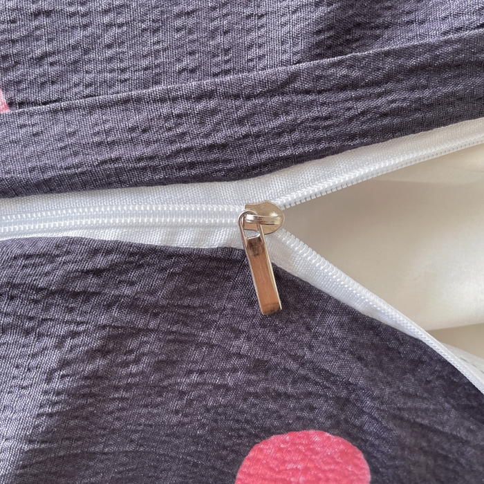 91家纺网 家纺一手货源 找家纺 阿曼达 2025新款水洗亲肤波点纯色拼色撞色可盐可甜复古氛围感四件套 波点-紫