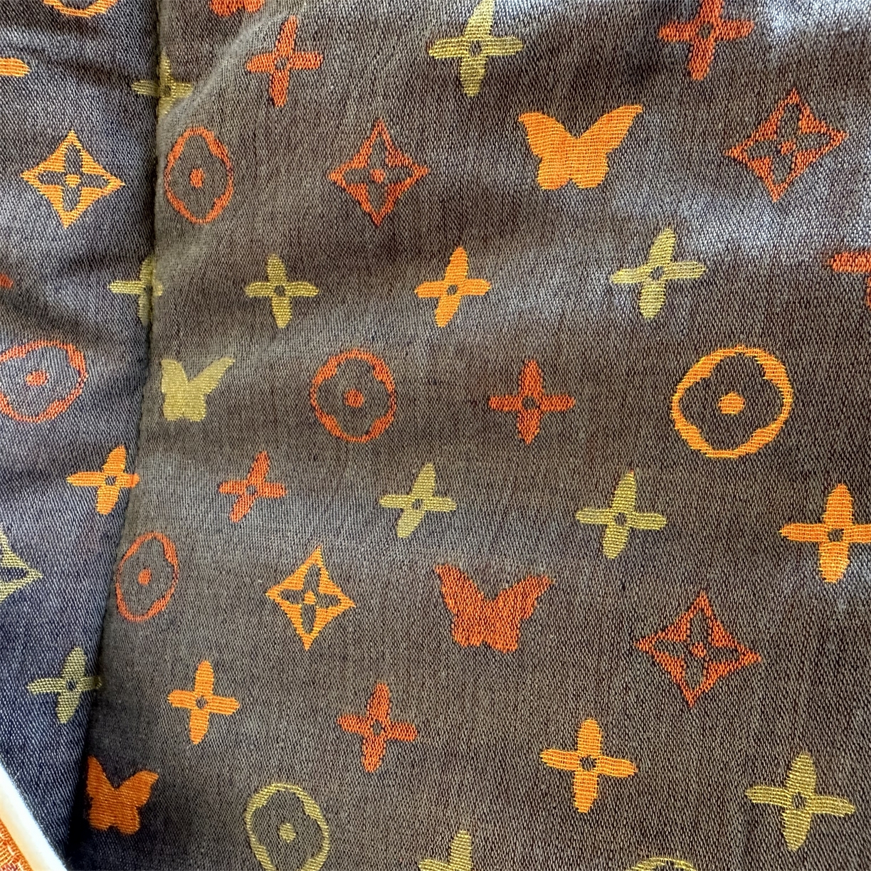 91家纺网 家纺一手货源 找家纺 睡棉坊 2025新款全棉色织提花双层纱春秋被芯冬被 絮语朦胧