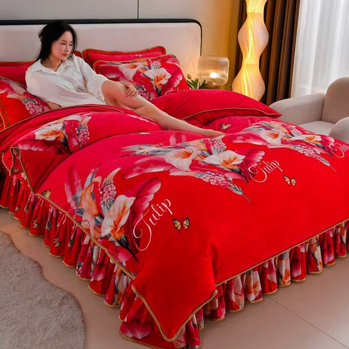 91家纺网 家纺一手货源 找家纺 新8.5-9.5斤法莱绒四件套珊瑚牛奶金貂绒四件套床裙 蝶恋花间