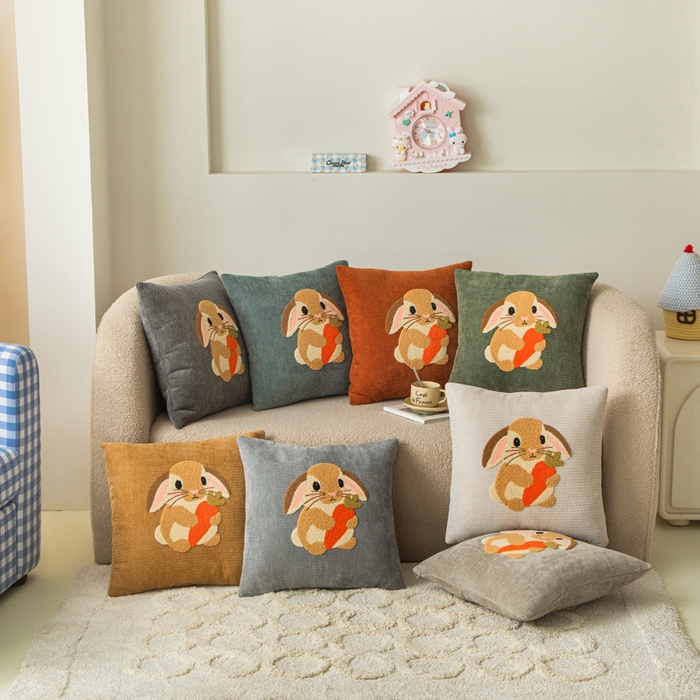 91家纺网 家纺一手货源 找家纺 （总）新奇异 2025新款卡通毛巾绣雪尼尔抱枕