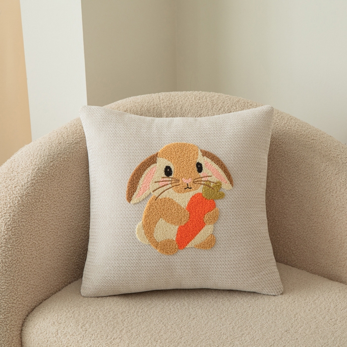 新奇异 2025新款卡通毛巾绣雪尼尔抱枕 萝卜兔-米色
