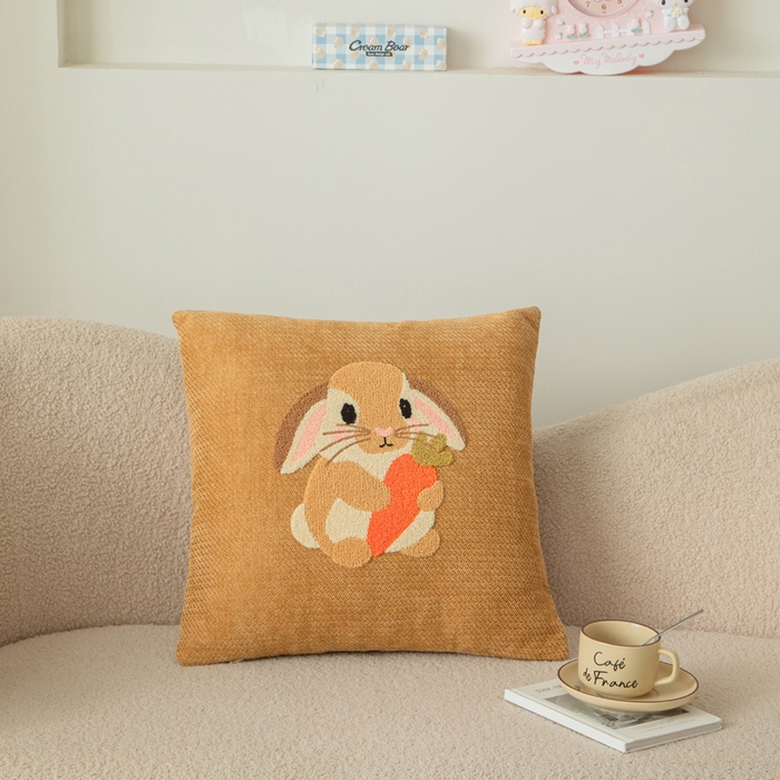 91家纺网 家纺一手货源 找家纺 新奇异 2025新款卡通毛巾绣雪尼尔抱枕 萝卜兔-黄色