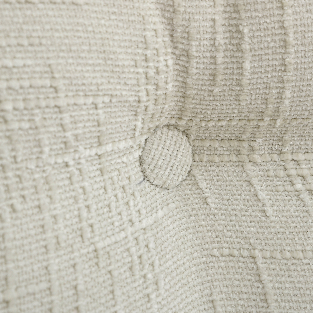 91家纺网 家纺一手货源 找家纺 美达人 2025新款肌理麻三角靠背靠垫 肌理麻-香草白-三角