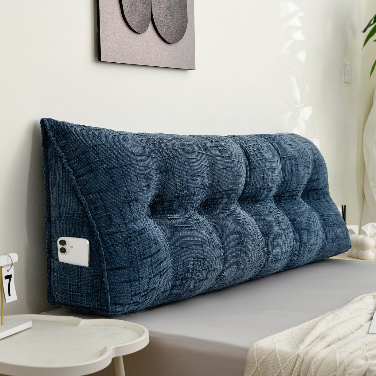 91家纺网 家纺一手货源 找家纺 美达人 2025新款肌理麻三角靠背靠垫 肌理麻-孔雀蓝-三角