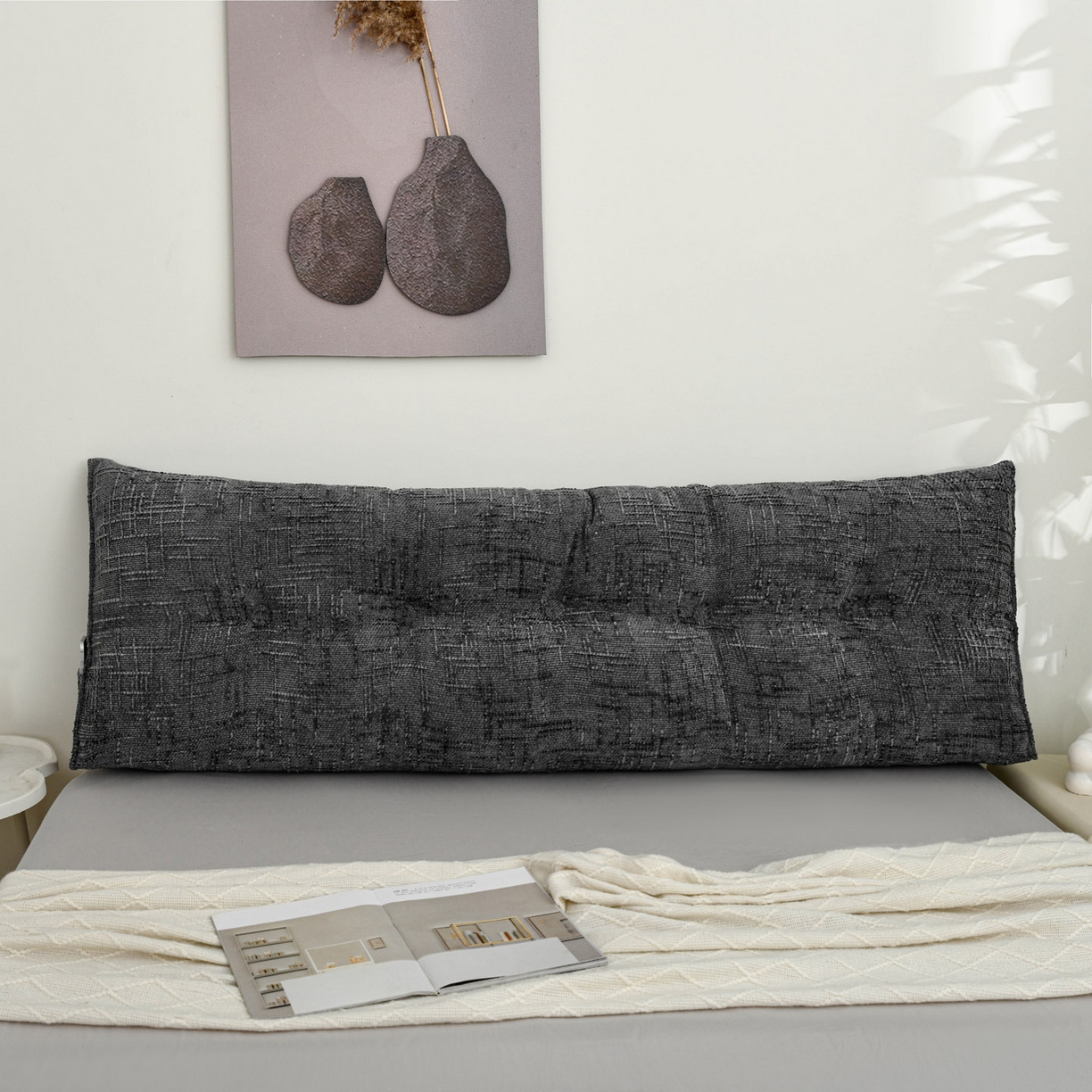 91家纺网 家纺一手货源 找家纺 美达人 2025新款肌理麻三角靠背靠垫 肌理麻-云烟灰-三角