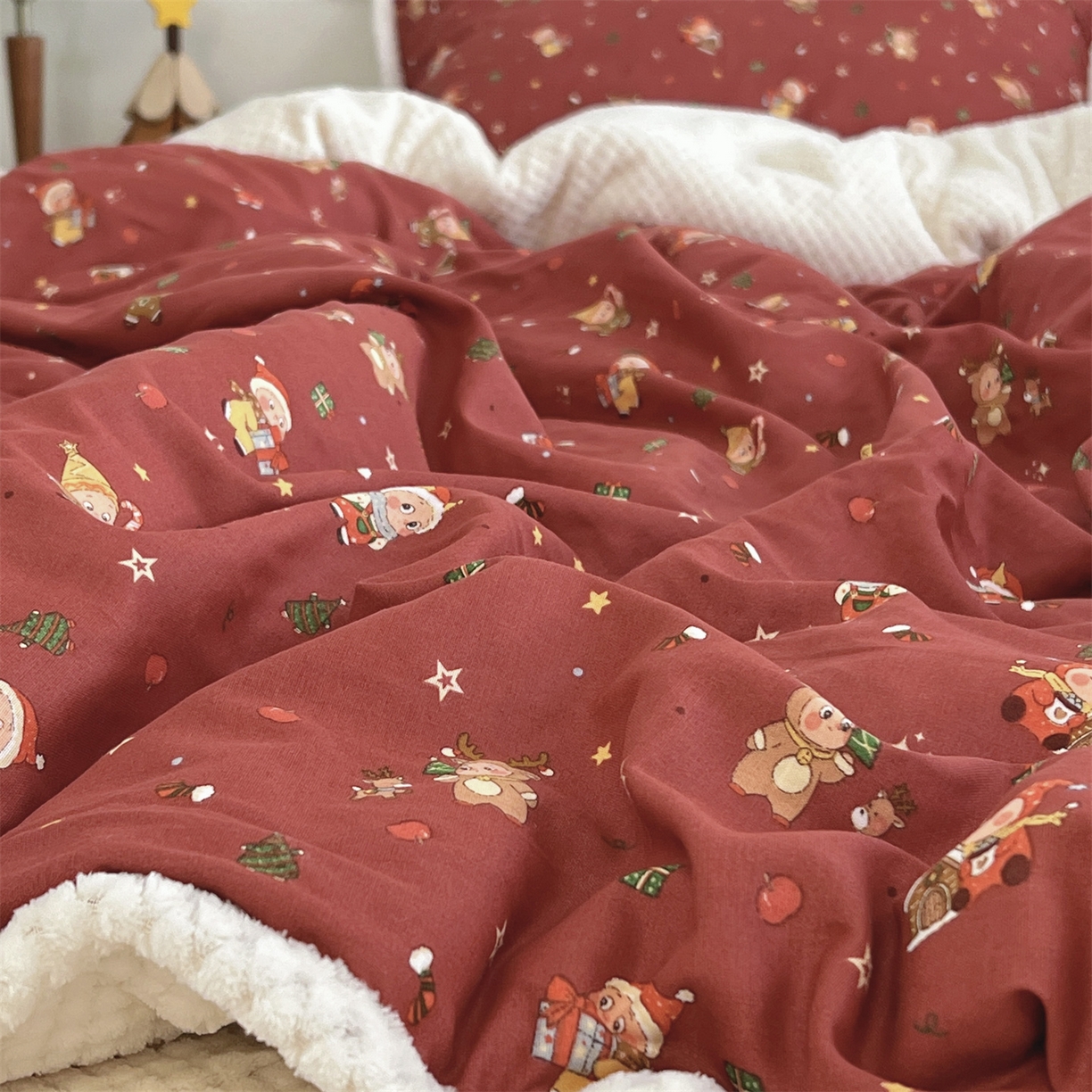 91家纺网 家纺一手货源 找家纺 荣轩 2025秋冬必备新品棉加绒华夫格提花绒工艺款四件套（铺床版） 圣诞星语