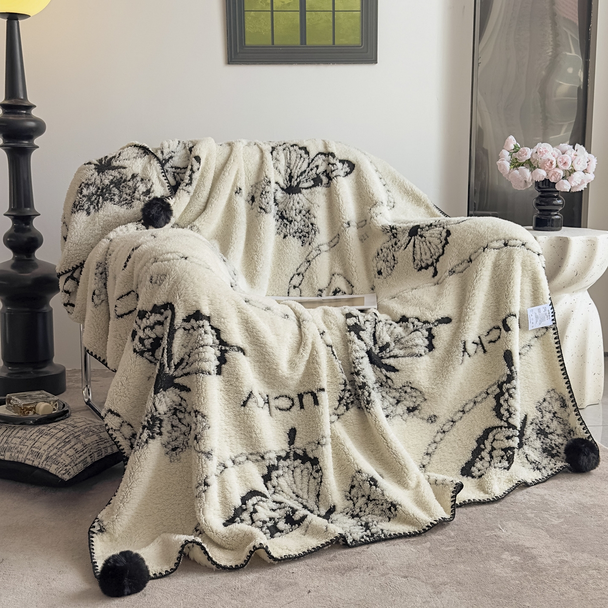 91家纺网 家纺一手货源 找家纺 （总）潮邦创意家居 2025新款提花色织三角针工艺球毯毛毯毯子墨绒秘境