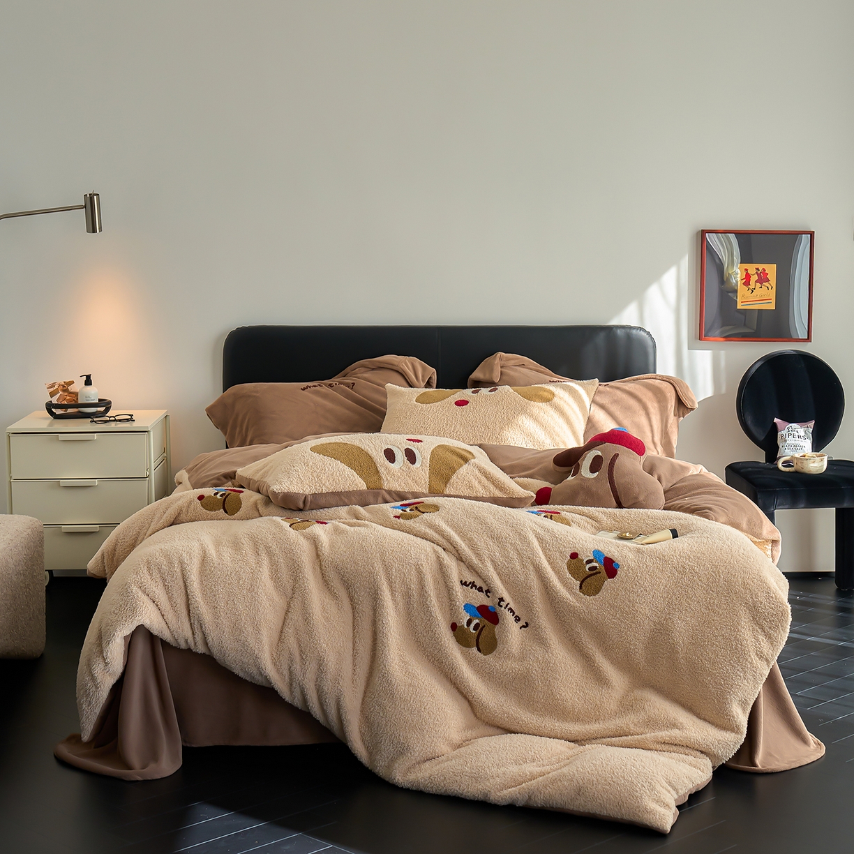 91家纺网 家纺一手货源 找家纺 （总）禾时 2025新款保暖舒适蚂蚁绒牛奶绒毛巾绣四件套