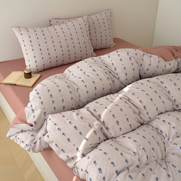 91家纺网 家纺一手货源 找家纺 竹合家纺 2025秋冬新款加厚磨毛色织暖绒系列针织四件套高克重 玫瑰花语