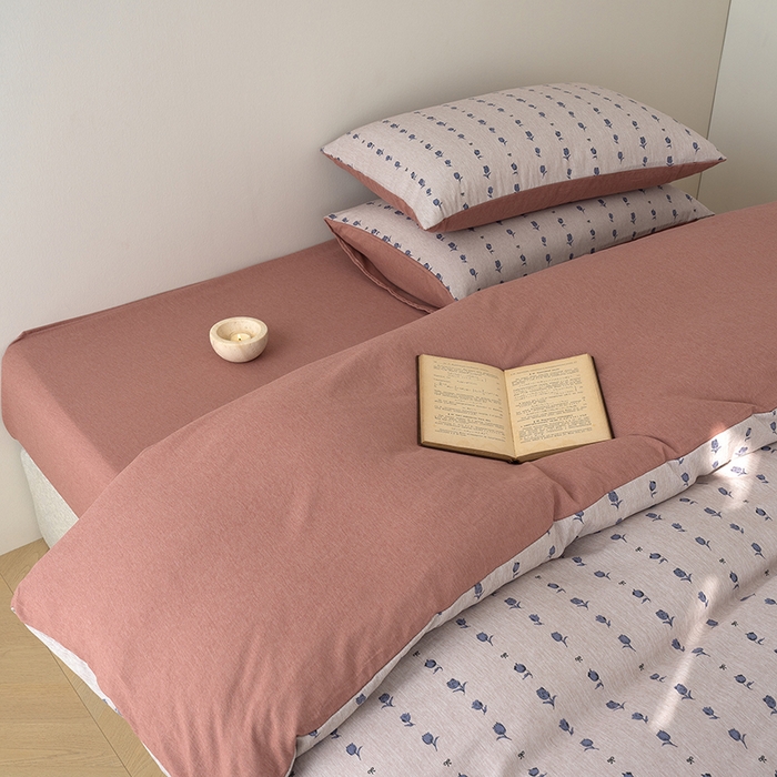 91家纺网 家纺一手货源 找家纺 竹合家纺 2025秋冬新款加厚磨毛色织暖绒系列针织四件套高克重 玫瑰花语