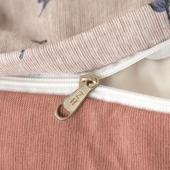 91家纺网 家纺一手货源 找家纺 竹合家纺 2025秋冬新款加厚磨毛色织暖绒系列针织四件套高克重 玫瑰花语