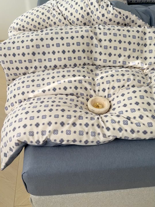 91家纺网 家纺一手货源 找家纺 竹合家纺 2025秋冬新款加厚磨毛色织暖绒系列针织四件套高克重 轻奢老花