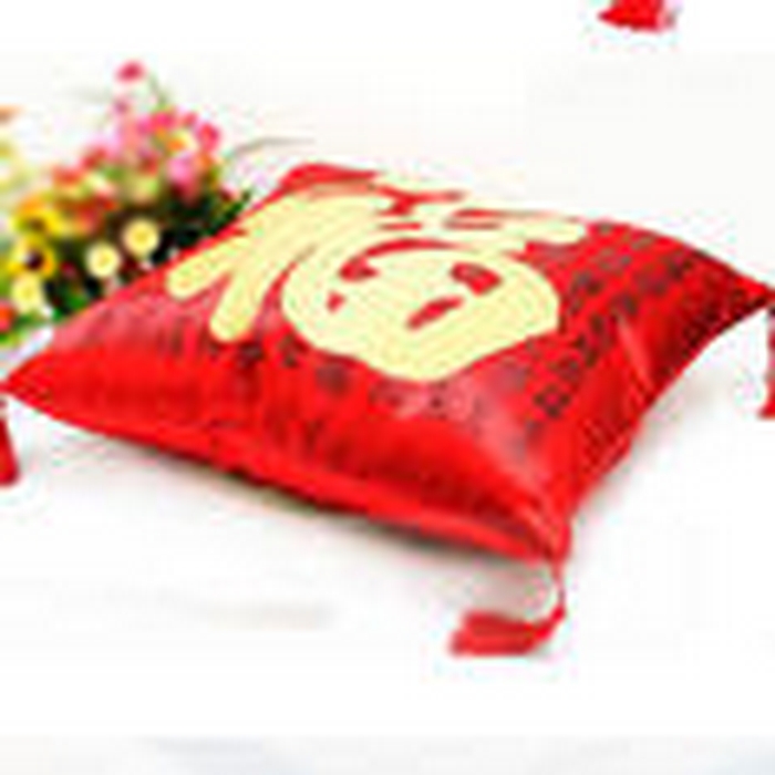 91家纺网 家纺一手货源 找家纺 （总）仁宇枕业 2025新款新品 大红婚庆喜庆腰枕抱枕靠垫芯福字喜字全家福特价跑量送人抱枕头枕芯