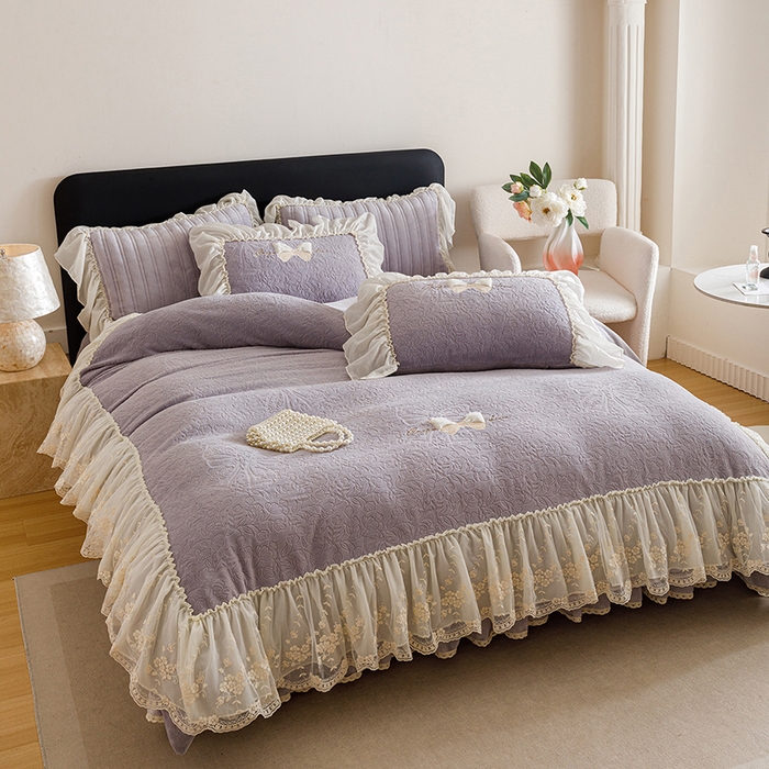 91家纺网 家纺一手货源 找家纺 菊上家纺 2025新款雕花绒牛奶绒夹棉床盖款四件套-蝴蝶仙子 蝴蝶仙子-紫