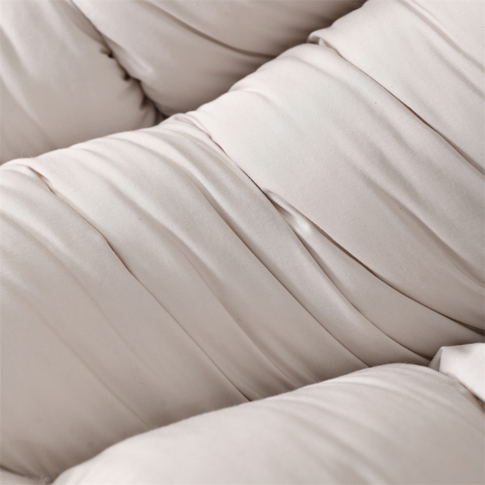 91家纺网 家纺一手货源 找家纺 （总）仁宇枕业 2025新款新品 日式软软糯糯面包羽丝绒舒适枕头枕芯