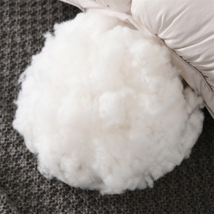 91家纺网 家纺一手货源 找家纺 （总）仁宇枕业 2025新款新品 日式软软糯糯面包羽丝绒舒适枕头枕芯