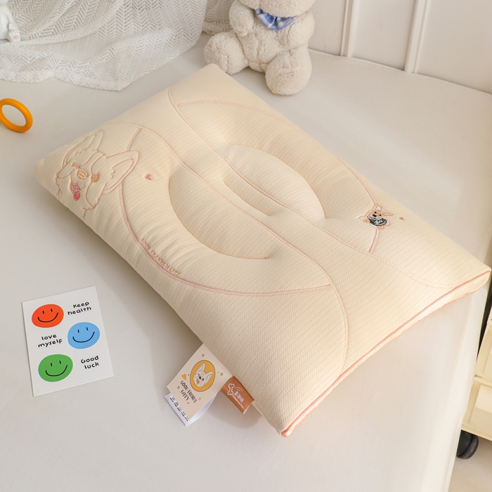 91家纺网 家纺一手货源 找家纺 （总）仁宇枕业 2025新款新品针织棉童趣猪宝宝枕头枕芯