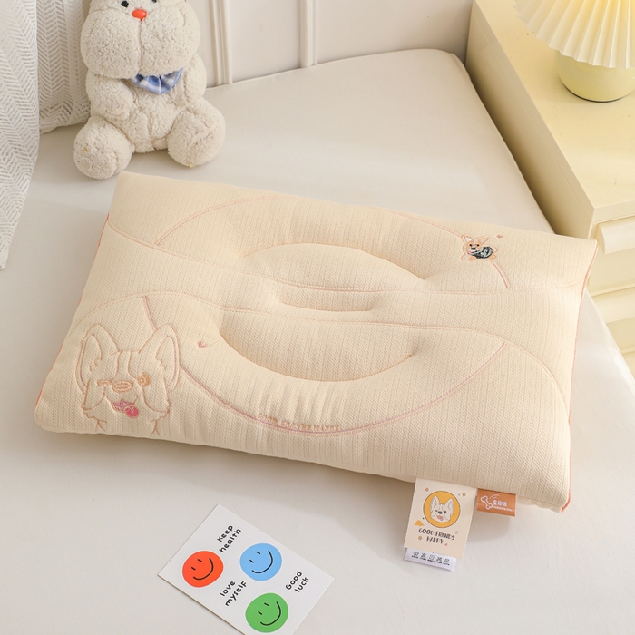 91家纺网 家纺一手货源 找家纺 （总）仁宇枕业 2025新款新品针织棉童趣猪宝宝枕头枕芯