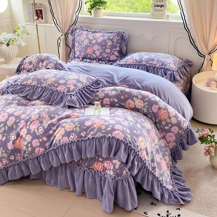 91家纺网 家纺一手货源 找家纺 云木里 2025新款热卖大宽花边牛奶绒床盖款四件套 花里梦