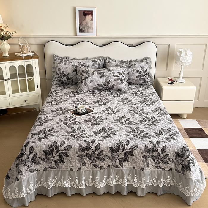 91家纺网 家纺一手货源 找家纺 雅眠居 2025新款直播爆款牛奶绒印花床盖四件套双层蕾丝花边床裙单件三件套 一路繁花