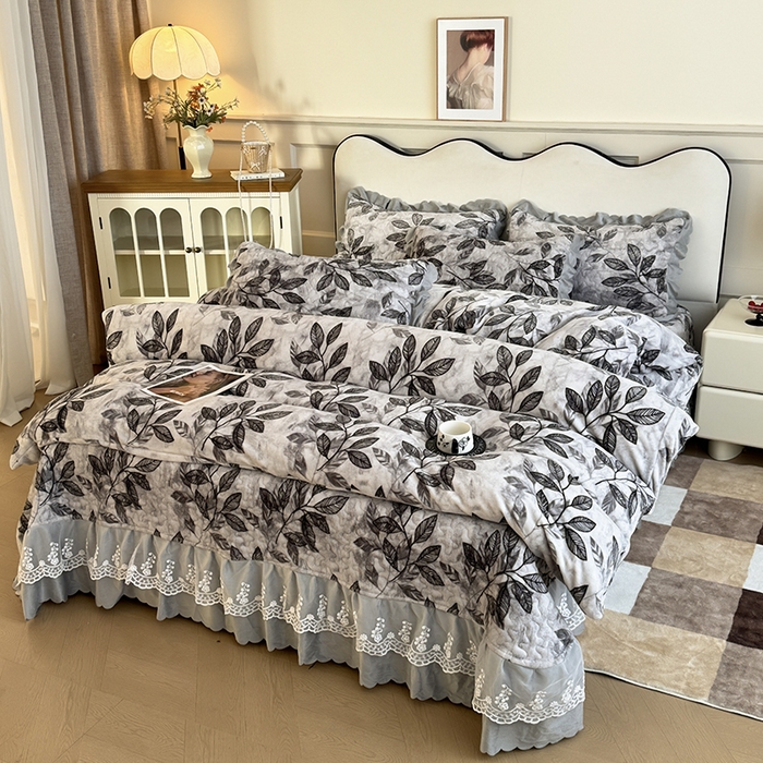 91家纺网 家纺一手货源 找家纺 雅眠居 2025新款直播爆款牛奶绒印花床盖四件套双层蕾丝花边床裙单件三件套 一路繁花