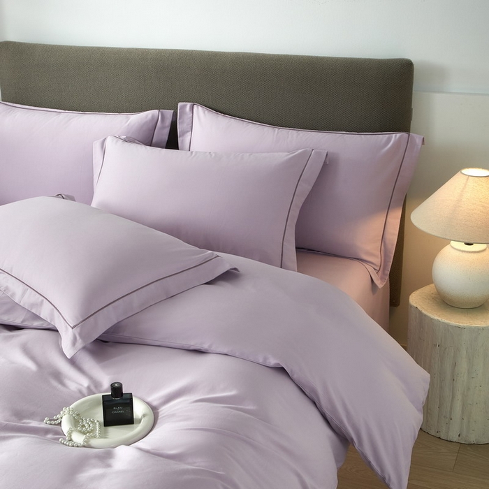 91家纺网 家纺一手货源 找家纺 沐白家居 2025新款全棉高支高密纯色轻磨毛三四件套 风信紫