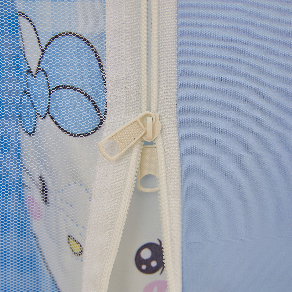 91家纺网 家纺一手货源 找家纺 艾晶美家纺有限公司 2025新款韩版坐床夹棉保暖遮光蚊帐 夹棉款-kmi瞄蓝