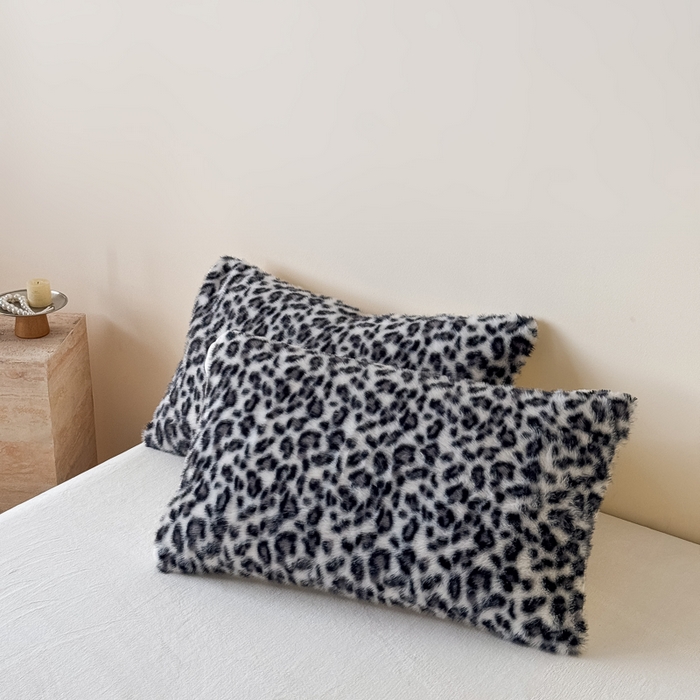 91家纺网 家纺一手货源 找家纺 九花鹿 2025新款丹麦皮草绒水貂绒四件套 豹纹-灰