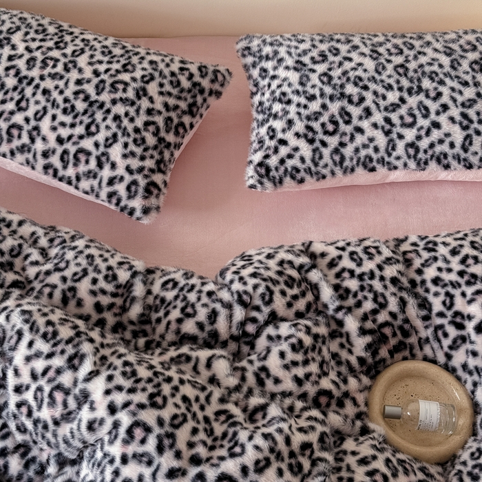 91家纺网 家纺一手货源 找家纺 （总）九花鹿 2025新款丹麦皮草绒水貂绒四件套