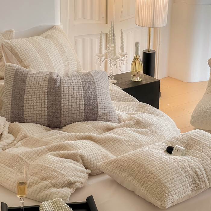 91家纺网 家纺一手货源 找家纺 （总）例外 2025新款兔兔奶盖兔毛皮草牛奶绒四件套