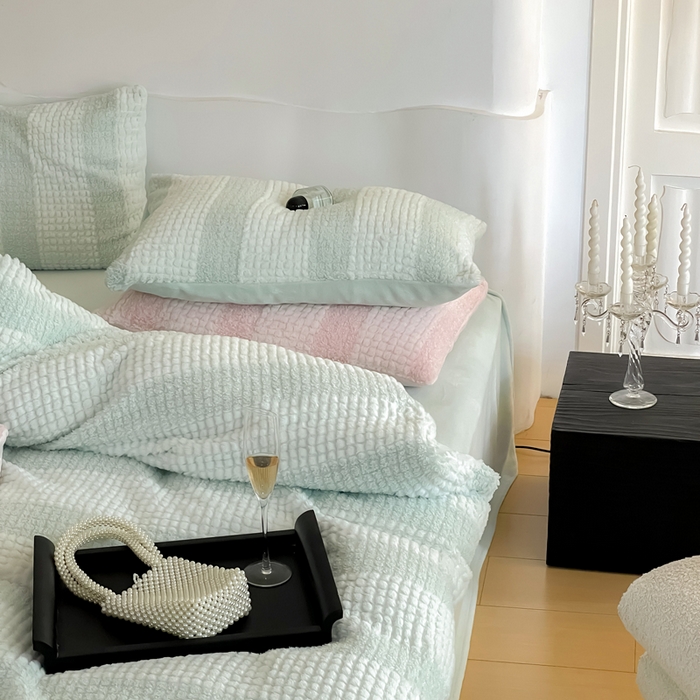 91家纺网 家纺一手货源 找家纺 例外 2025新款兔兔奶盖兔毛皮草牛奶绒四件套 兔兔奶盖-奶绿