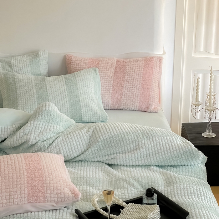 91家纺网 家纺一手货源 找家纺 例外 2025新款兔兔奶盖兔毛皮草牛奶绒四件套 兔兔奶盖-奶绿