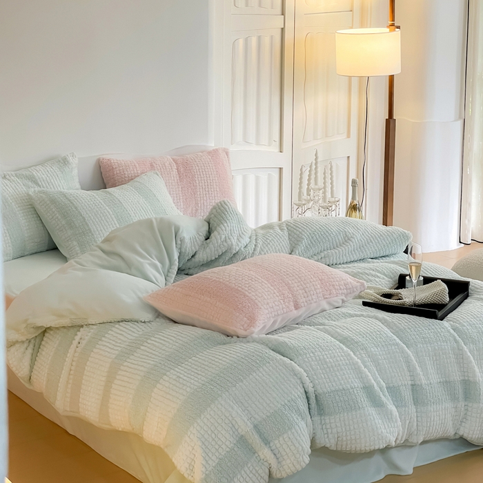 91家纺网 家纺一手货源 找家纺 例外 2025新款兔兔奶盖兔毛皮草牛奶绒四件套 兔兔奶盖-奶绿