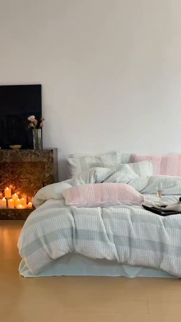 91家纺网 家纺一手货源 找家纺 例外 2025新款兔兔奶盖兔毛皮草牛奶绒四件套 兔兔奶盖-奶绿