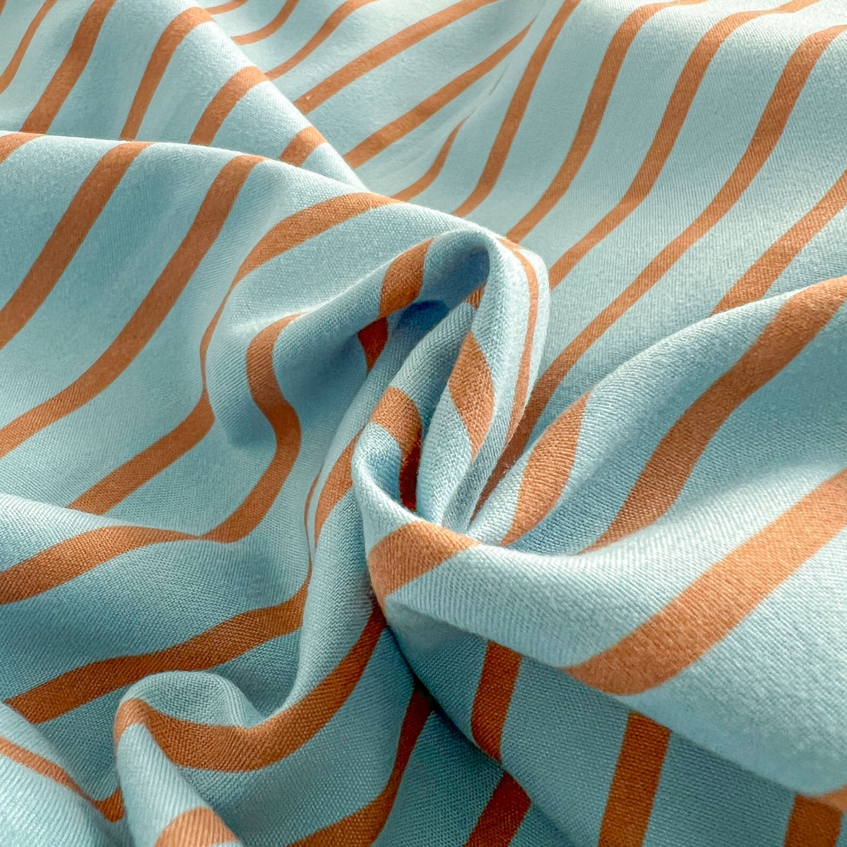 91家纺网 家纺一手货源 找家纺 暖芯优选 2025新款水洗棉冬被被子被芯 条纹水蓝+咖啡