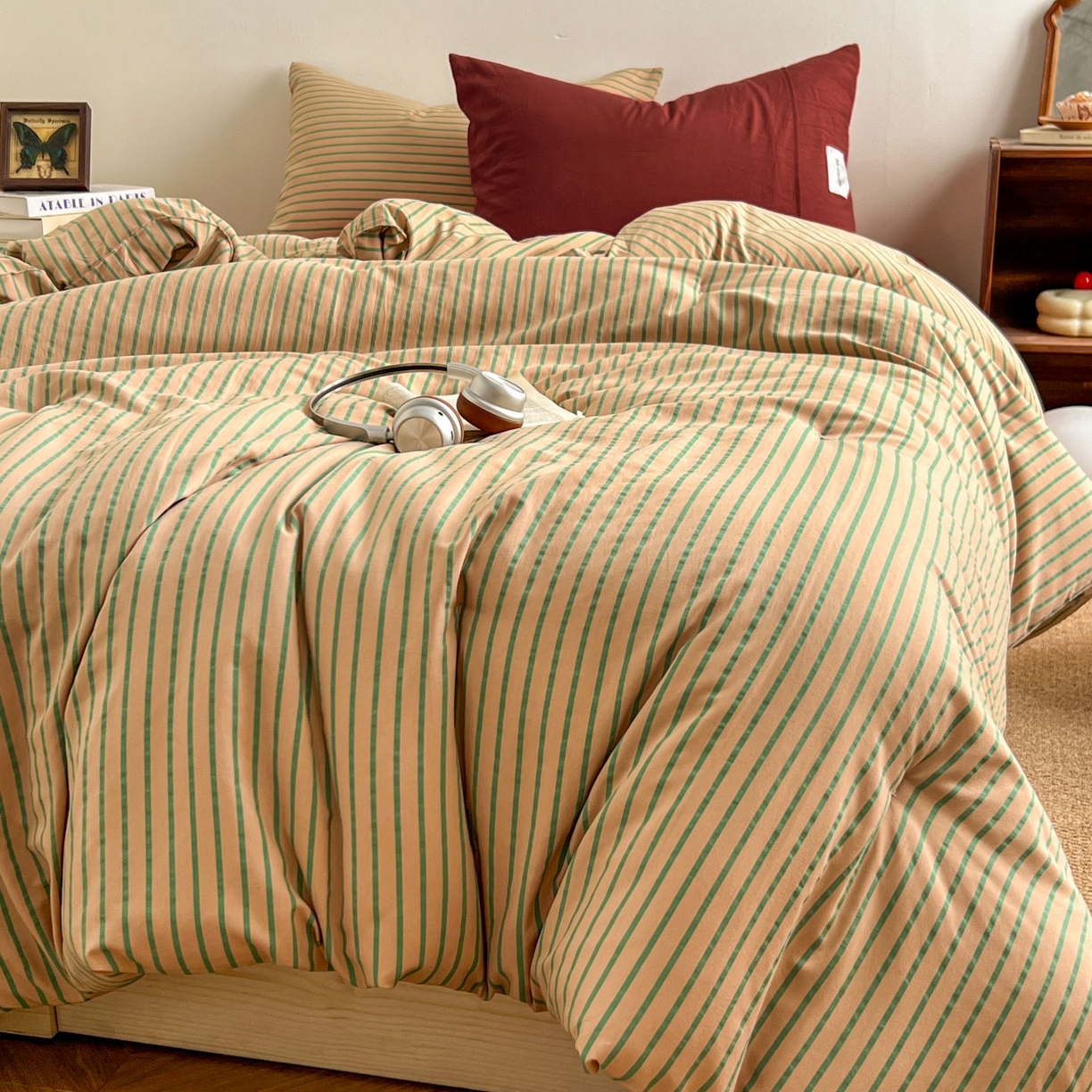 91家纺网 家纺一手货源 找家纺 暖芯优选 2025新款水洗棉冬被被子被芯 条纹卡其+砖红