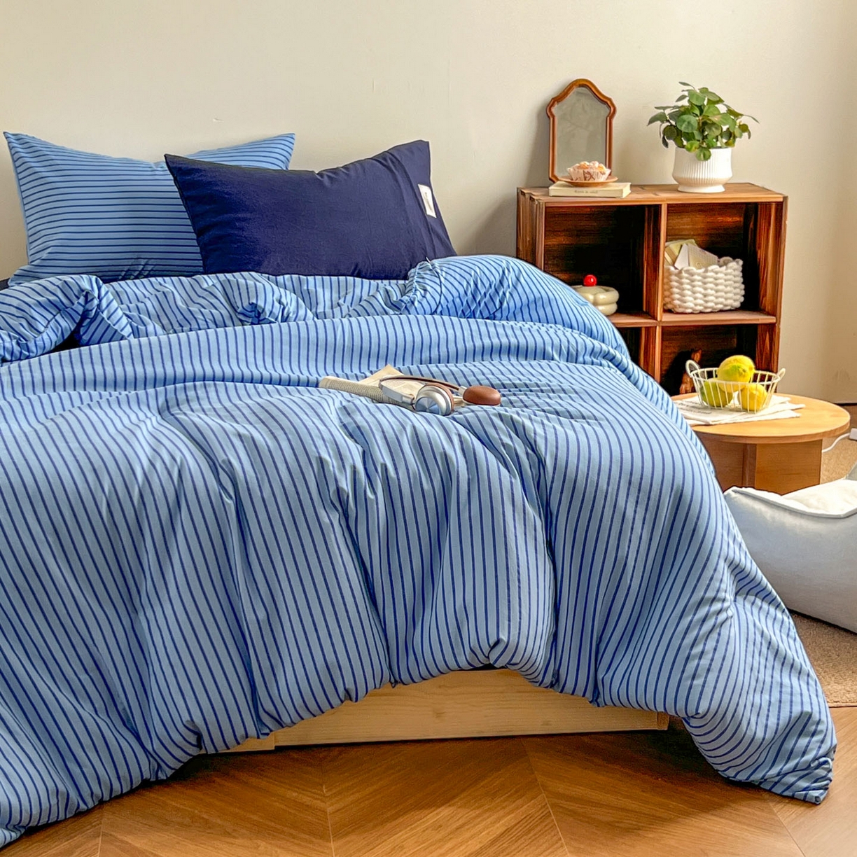 91家纺网 家纺一手货源 找家纺 暖芯优选 2025新款水洗棉冬被被子被芯 条纹蓝+深蓝