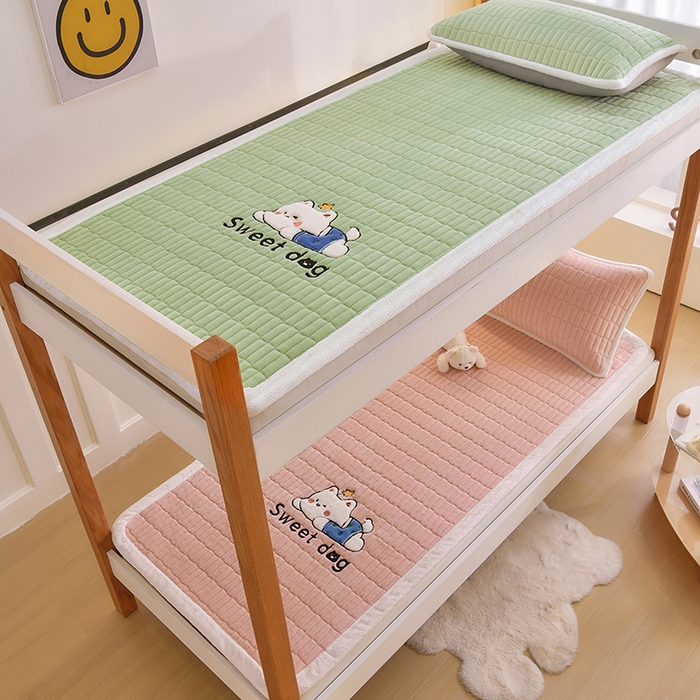 91家纺网 家纺一手货源 找家纺 （总）悠米悠家 2025新款学生款兔毛绒刺绣夹棉上下铺床褥