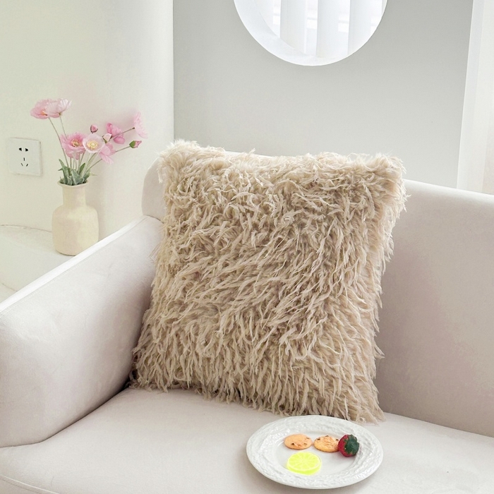 91家纺网 家纺一手货源 找家纺 新奇异 2025新款羽毛绒抱枕靠垫 长羽毛绒-驼色