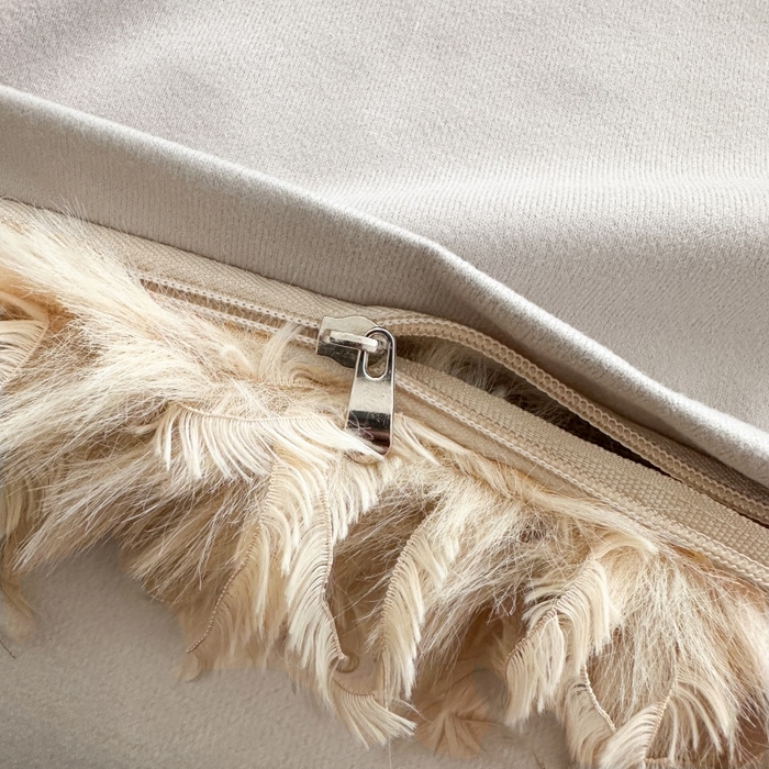 91家纺网 家纺一手货源 找家纺 新奇异 2025新款羽毛绒抱枕靠垫 长羽毛绒-驼色