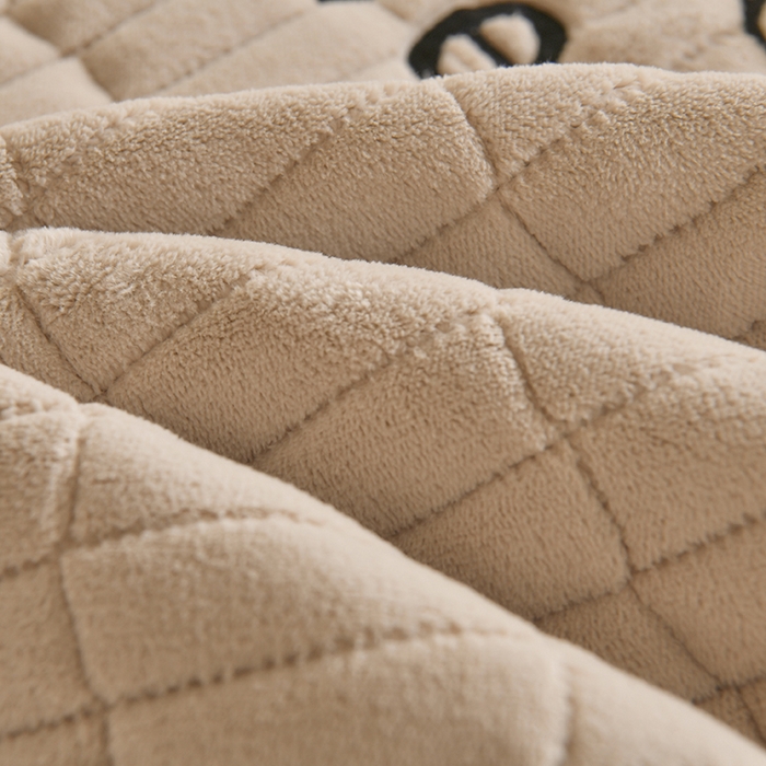 91家纺网 家纺一手货源 找家纺 悠米悠家 2025新款学生款兔毛绒刺绣夹棉上下铺床褥 小狗-卡其色